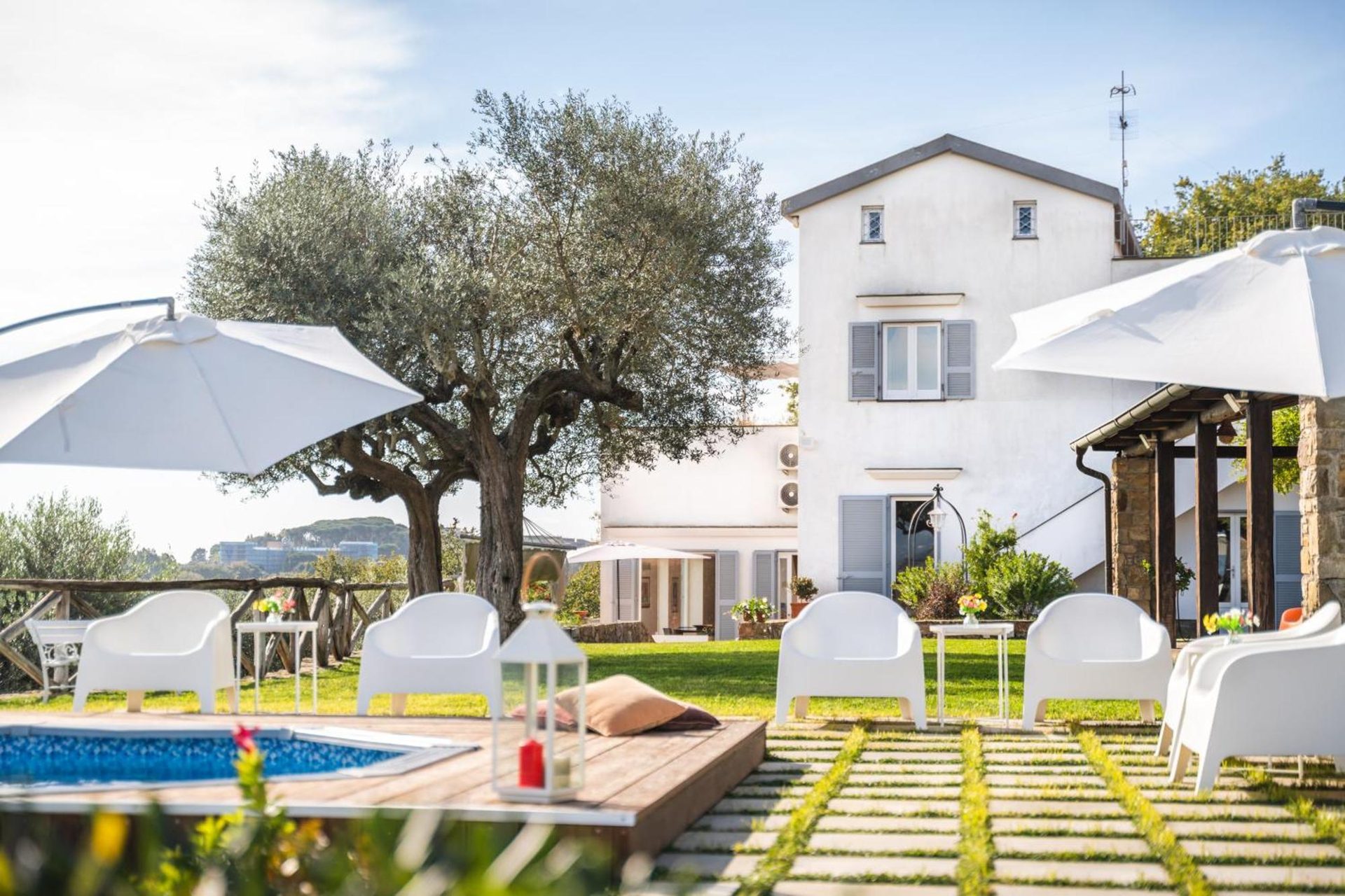 Villa I Due Golfi, piscina , dettaglio